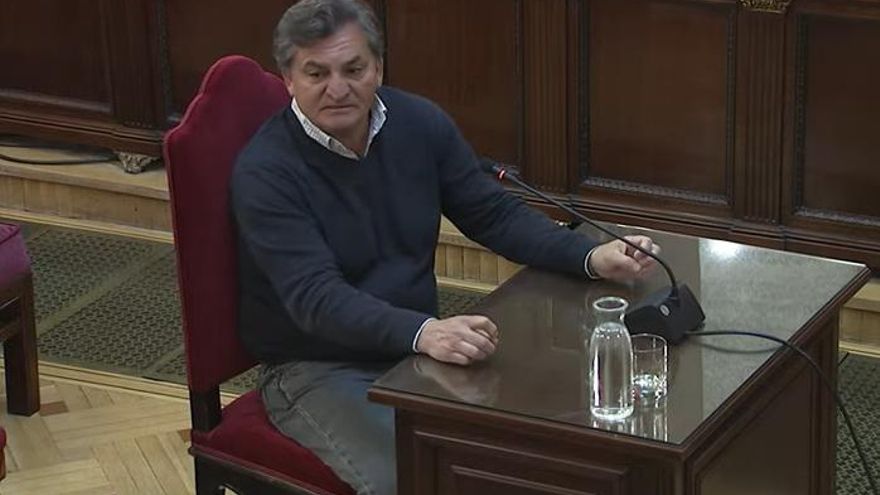 Álvaro Gallego, quien trabajó como chófer de la empresaria Carmen Pano, en el juicio del caso mascarillas en el Tribunal Supremo