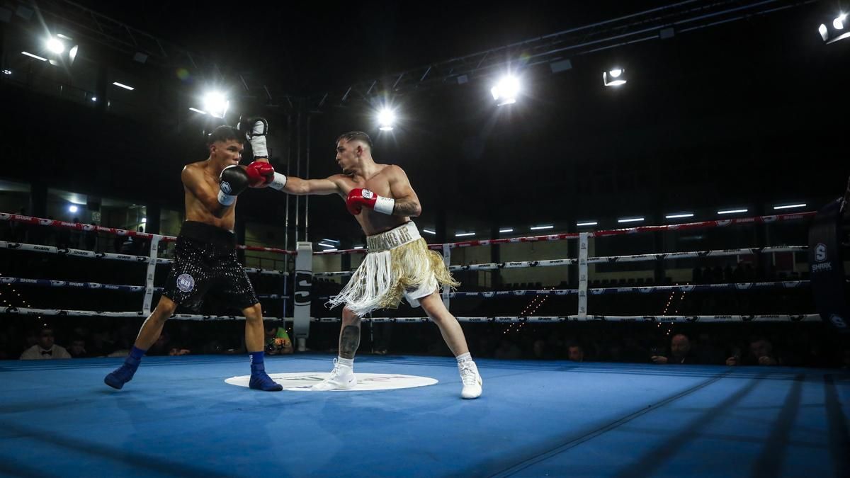 Combate de Rafa Lozano Jr. por el cinturón Iberoamericano