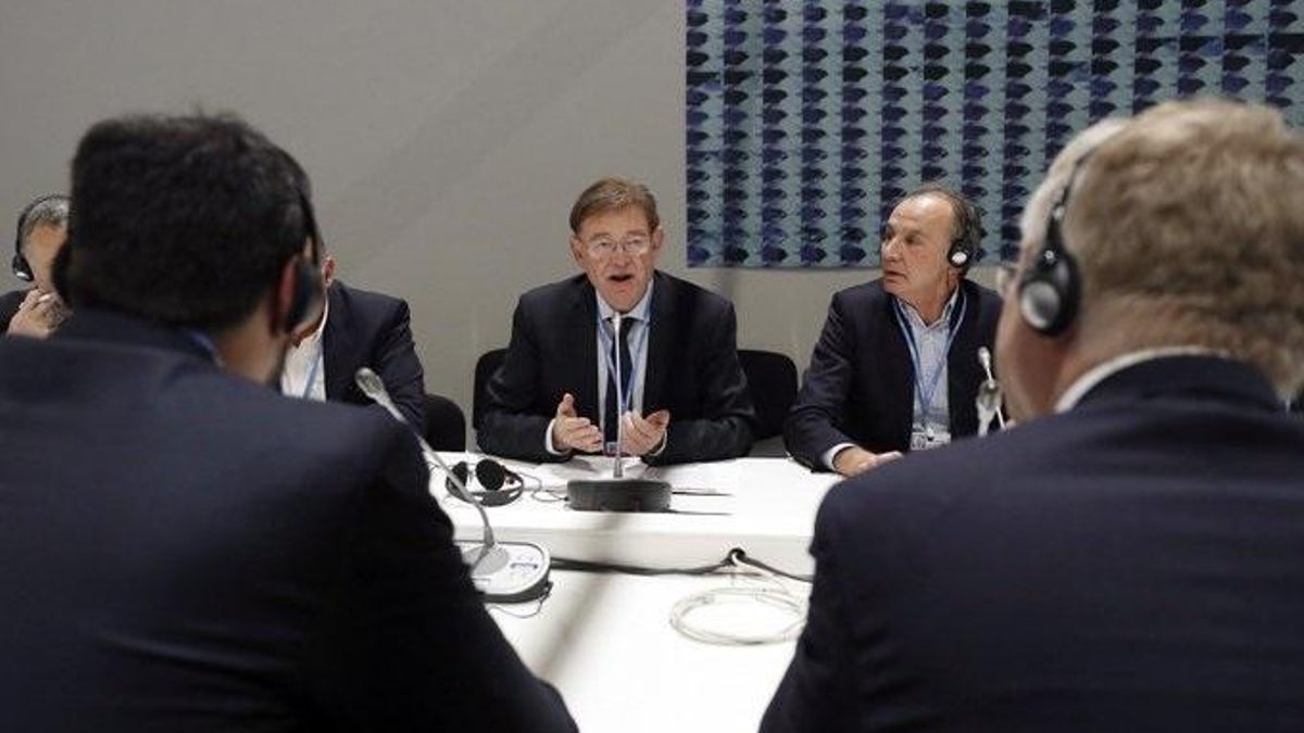 Puig anuncia que al final de legislatura "el 100% de la energía que consuman los edificios de la Generalitat será verde"
