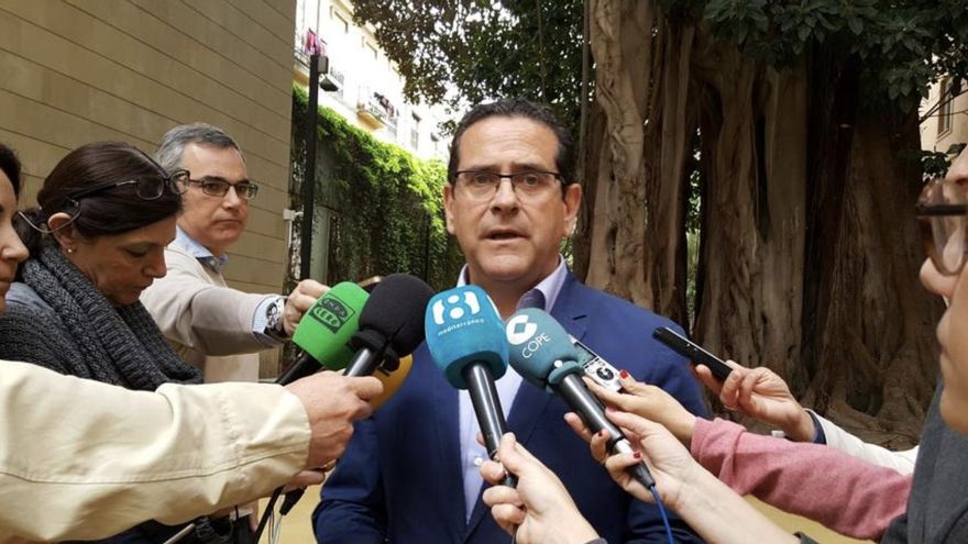 La Audiencia de Valencia confirma la imputación de un alto cargo de Pérez Llorca en la trama corrupta del 'caso Azud'