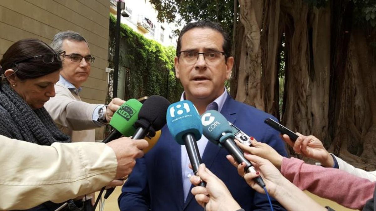 La Audiencia de Valencia confirma la imputación de un alto cargo de Pérez Llorca en la trama corrupta del 'caso Azud'