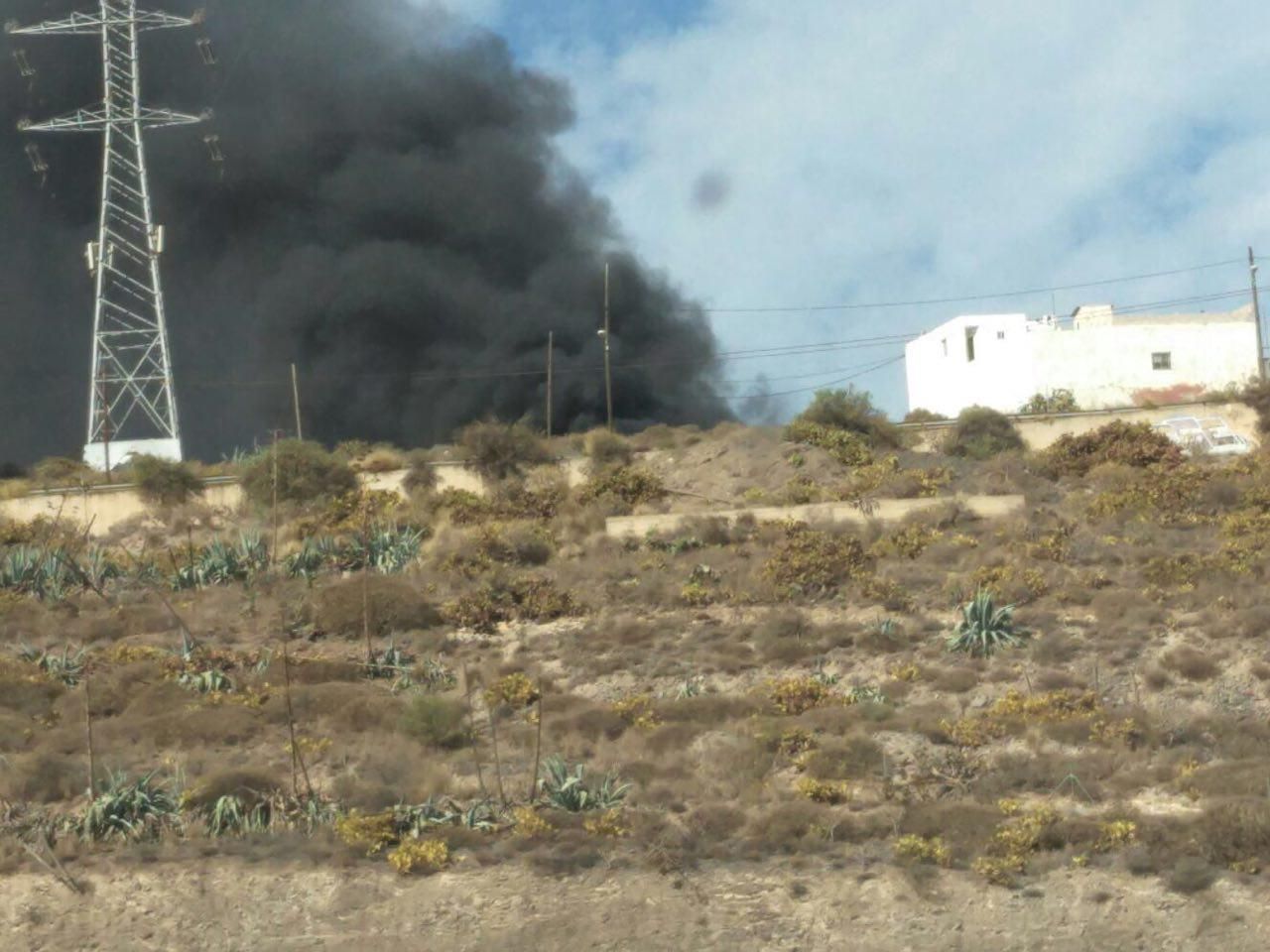 Nuevo incendio de ambulancias en Gran Canaria