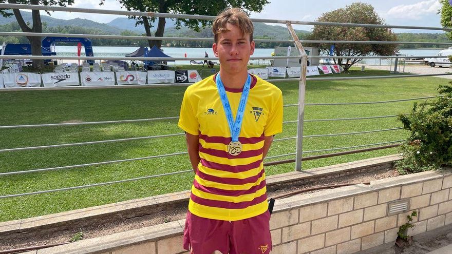 Oro para el infantil Stanislaw Marek Przezdziak en los 5.000 metros en el Campeonato de España de Aguas Abiertas