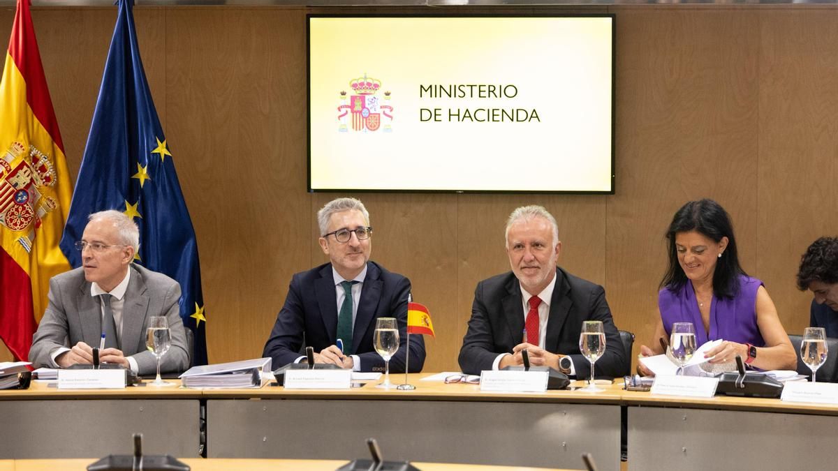 El Consejo de Ministros aprueba "importantes medidas para Canarias"