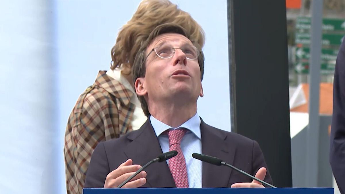 Almeida aprovecha su incidente con la paloma para pedir no alimentarlas: "Todos sabemos, yo el primero, el efecto corrosivo que tienen"