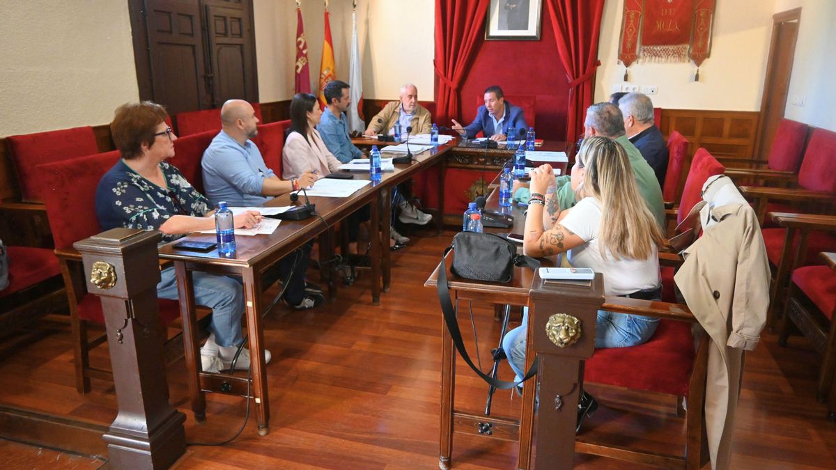 Encuentro en el Ayuntamiento de Mula