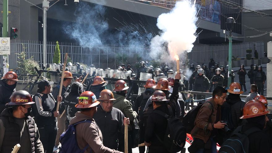 Protestas en Bolivia: cerco a La Paz, una economía agonizante y un presidente en apuros protegido por EEUU