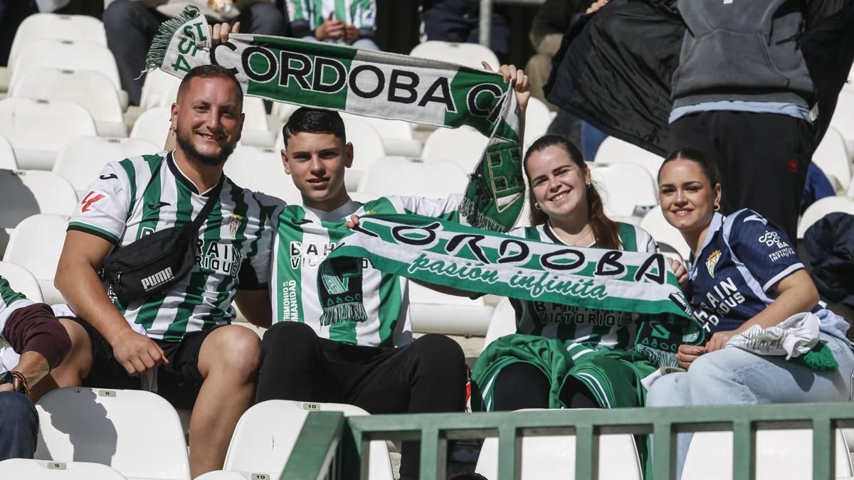 Grada Blanquiverde del Córdoba CF - SD Eibar
