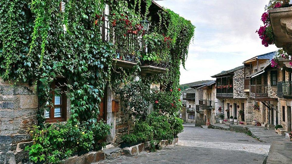 Las comarcas de Sanabria y La Carballeda, “ejemplo de longevidad rural”, con nueve personas centenarias