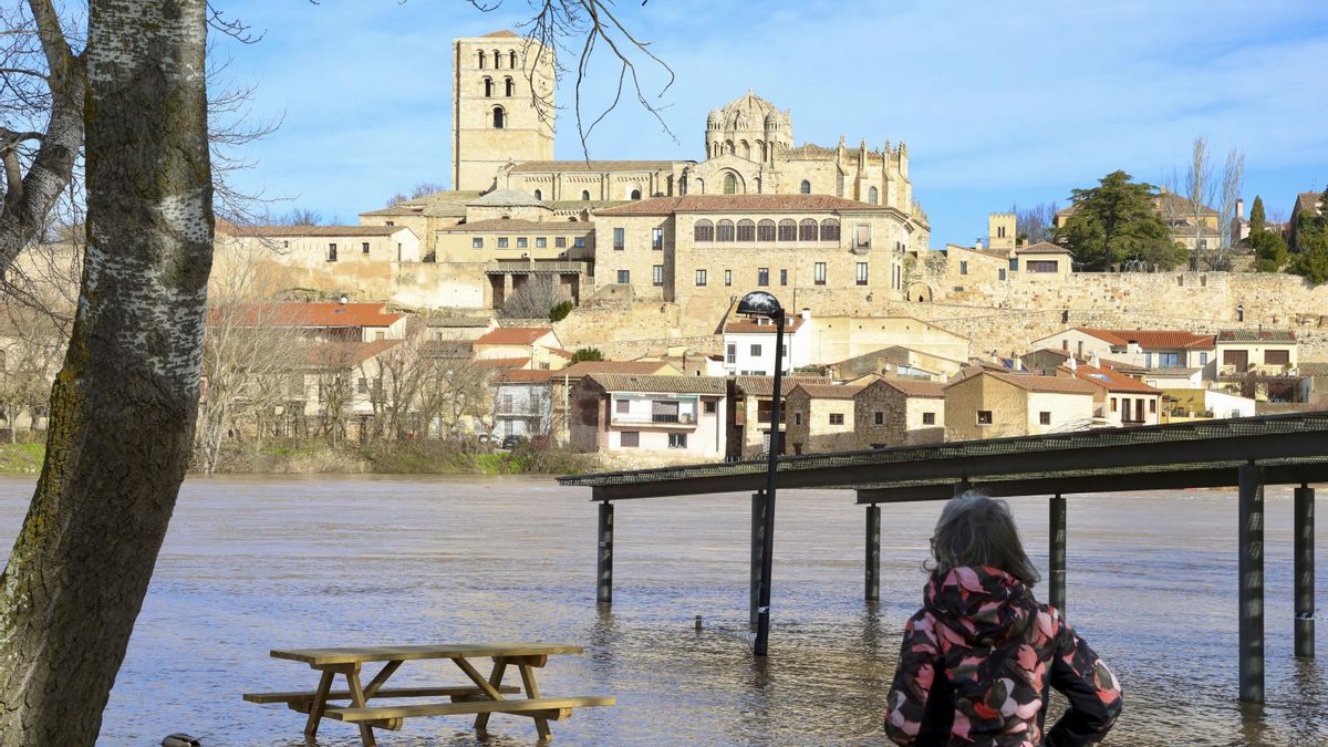 El temporal mantiene en aviso 26 tramos de ríos en Castilla y León