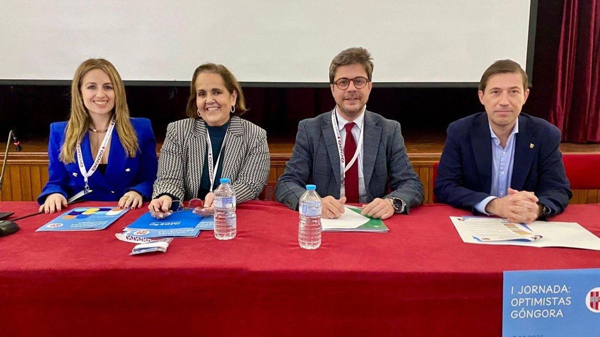 El Imdeec y el IES Luis de Góngora sellan alianza para situar talento joven en el epicentro de red empresarial