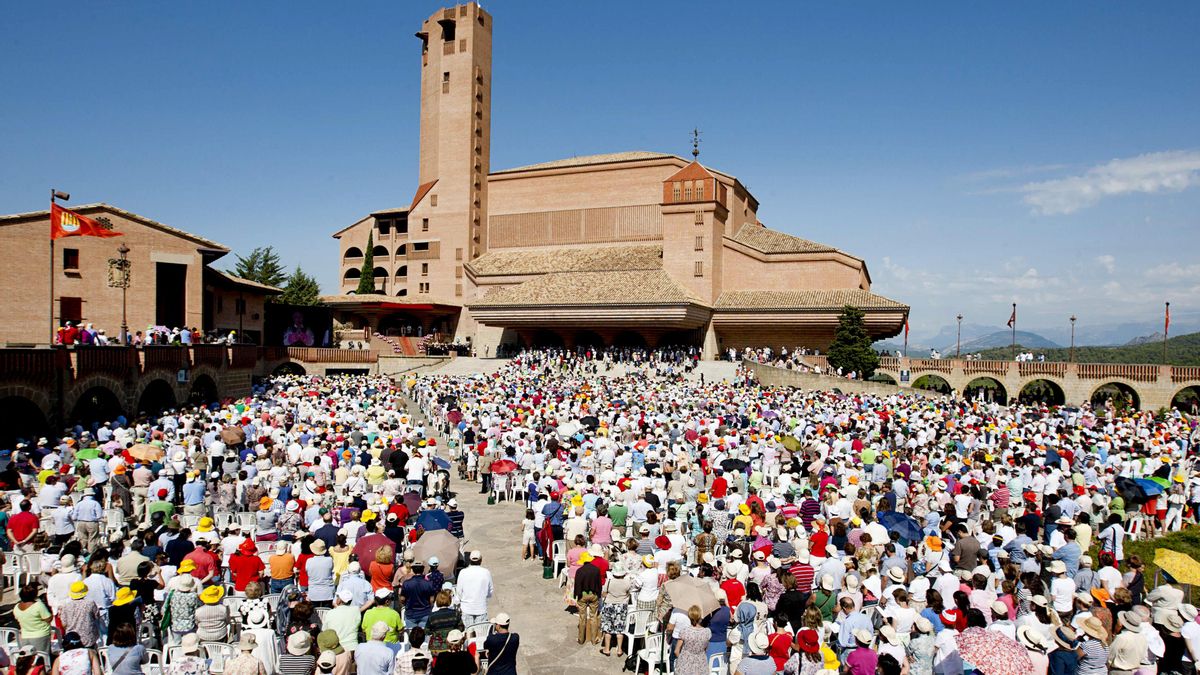 El órdago del obispo para evitar que el Opus controle Torreciudad trastoca la estrategia de la Obra y presiona al Papa