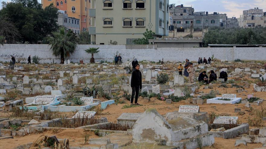 Cementerio en la ciudad de Rafá, en el sur de la Franja de Gaza (archivo)
