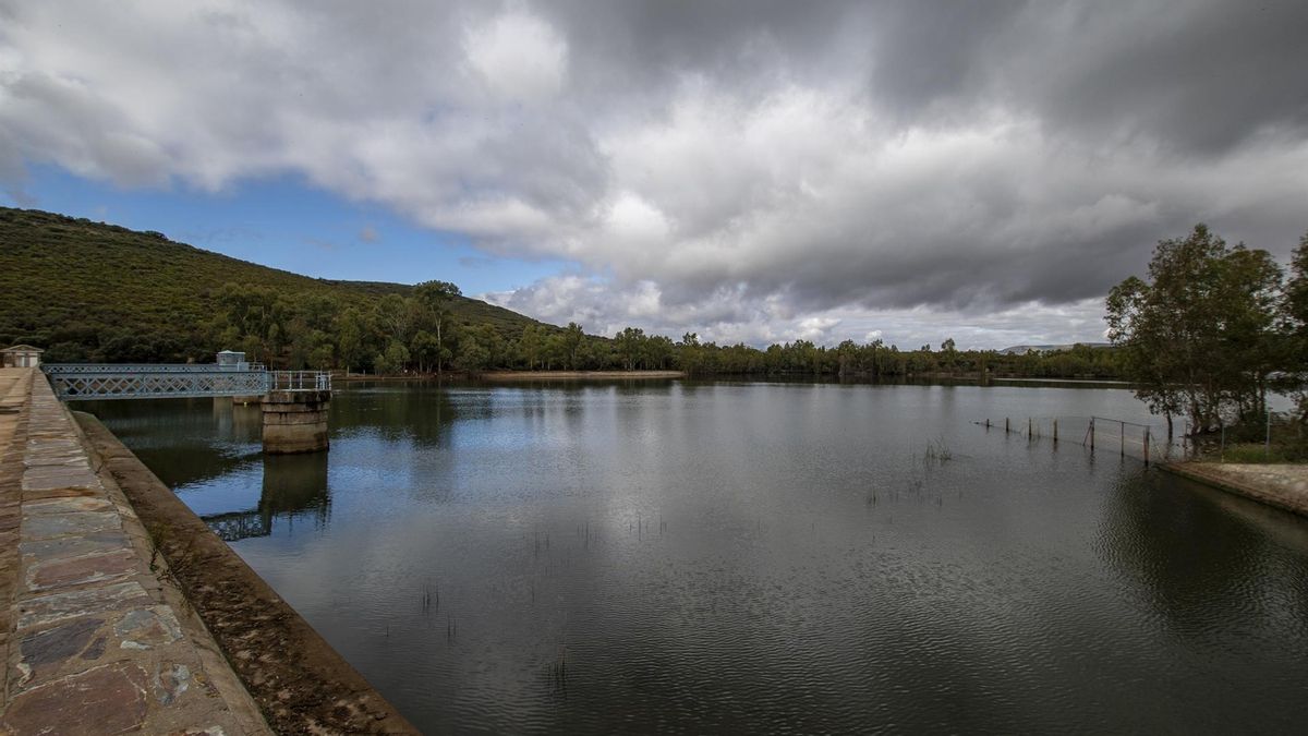 Reparada una rotura del embalse de Gasset que afectó a una decena de municipios de Ciudad Real