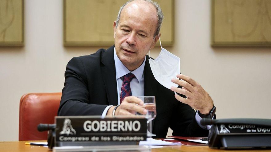 El ministro de Justicia visita La Palma para mantener un encuentro con el sector jurídico