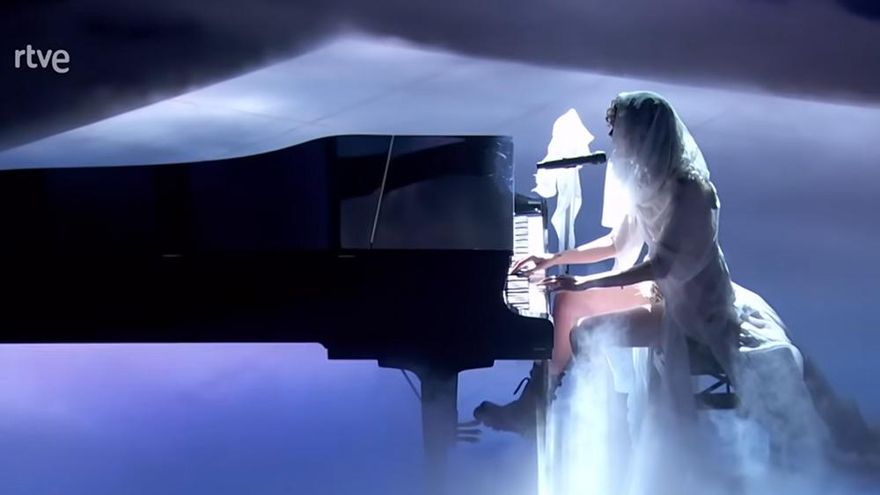 Alice Wonder, en su actuación en el Benidorm Fest 2023