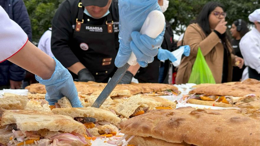 Perú declara el día nacional del pan con chicharrón tras ganar concurso de 'streamer' Ibai