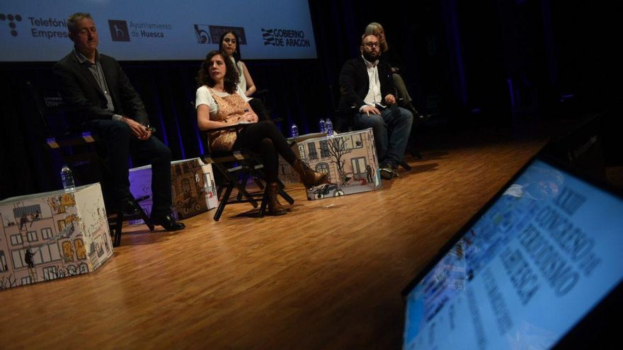 Presentación de nuevos proyectos en el Congreso de Periodismo de Huesca