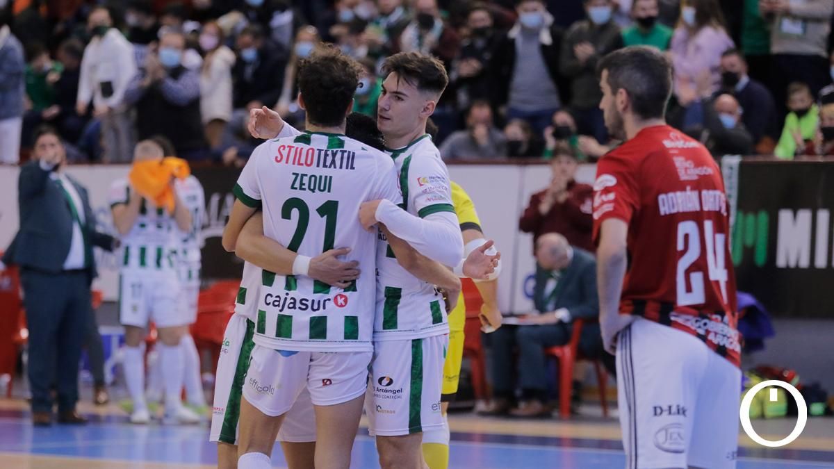 Partido disputado entre el Córdoba Patrimonio y el Fútbol Emotion Zaragoza