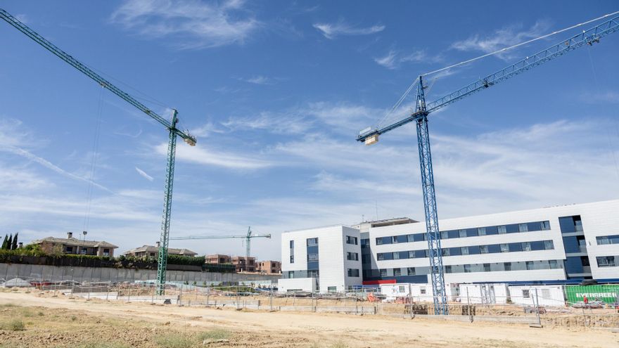 Un bloque de viviendas en construcción.
