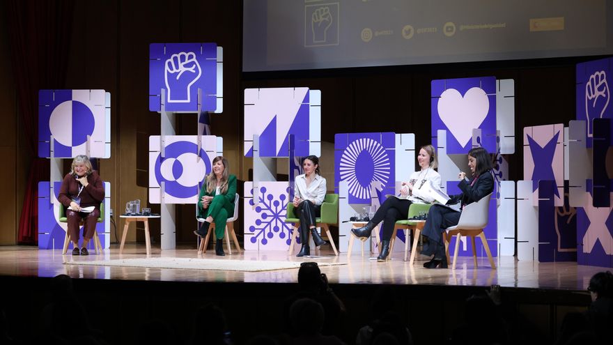 En España lo llamamos feminismo: la cita que busca reforzar la alianza internacional de un movimiento ante la reacción conservadora