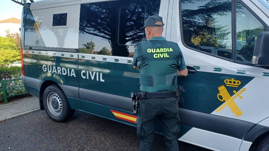 Un conductor de autobús escolar da positivo en cocaína y benzodiacepinas en un control en Ourense