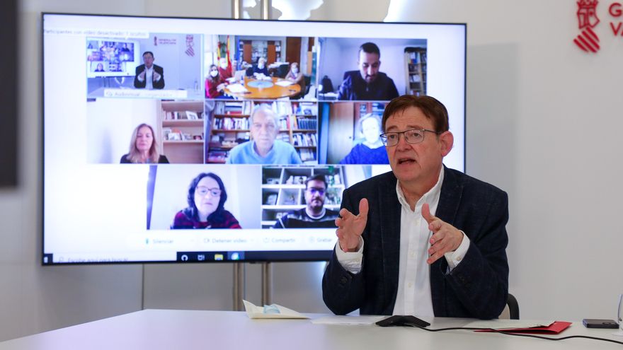 El president Ximo Puig durante la reunión de seguimiento del plan de vacunación.