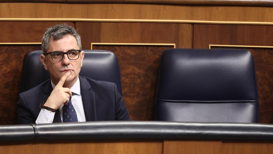 El ministro de la Presidencia, Justicia y Relaciones con las Cortes, Félix Bolaños, durante una sesión de control al Gobierno