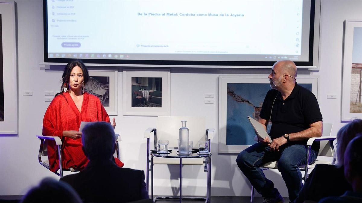 La Fundación Cajasol une patrimonio, joyería y moda para reivindicar el talento cordobés
