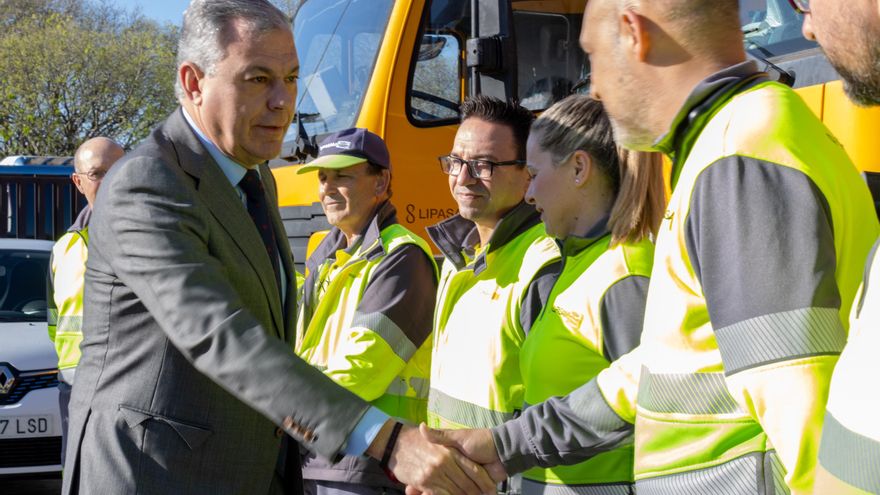 El PP sigue perdiendo la batalla contra la limpieza: la percepción ciudadana es que Sevilla está más sucia que hace un año