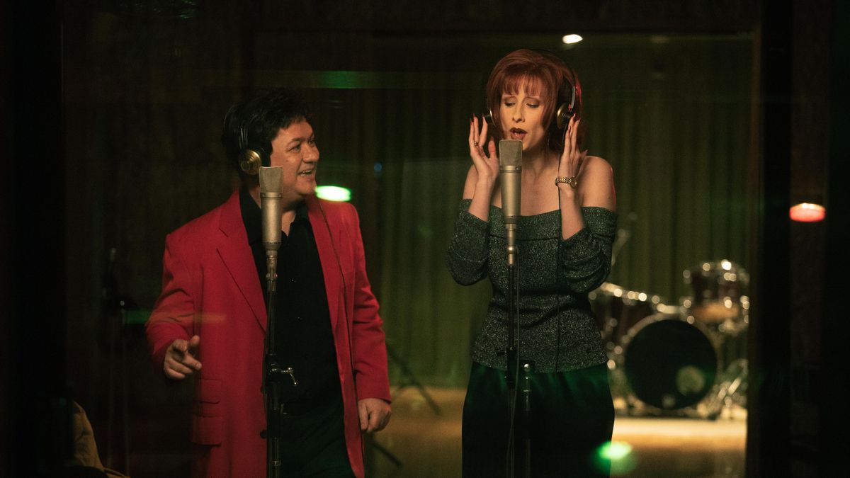 Secun de la Rosa e Ingrid García-Jonsson en la serie 'Superstar'