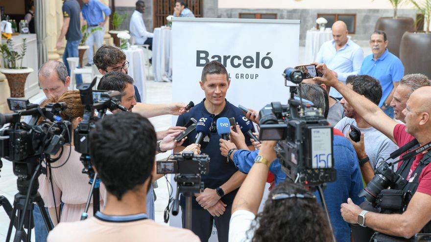 Lakovic ve al La Laguna Tenerife "un poco más favorito" en el derbi