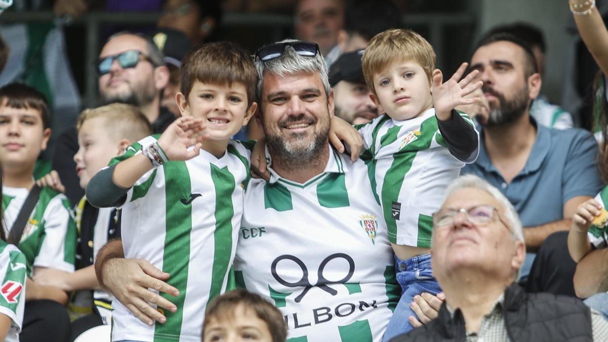 Grada Blanquiverde del Córdoba CF - AD Ceuta
