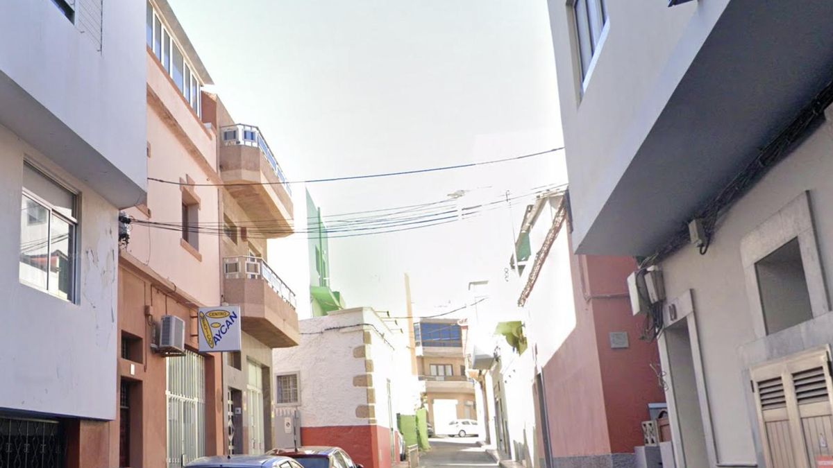 Dos heridos, uno grave, tras el incendio en una vivienda de Telde