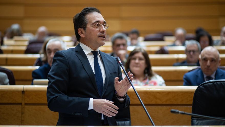 El Gobierno dice que el permiso de Marruecos para buscar hidrocarburos cerca de Canarias está "fuera de aguas jurisdiccionales de España"