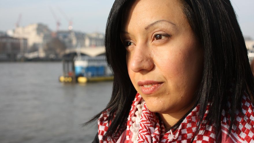 Rafeef Ziadah, poeta palestina: "Es hora de boicotear a instituciones y empresas cómplices de la ocupación israelí"