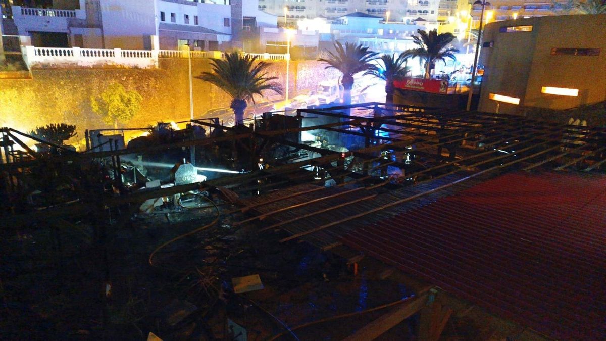 Declarado un incendio en una zona de ocio de Santiago del Teide