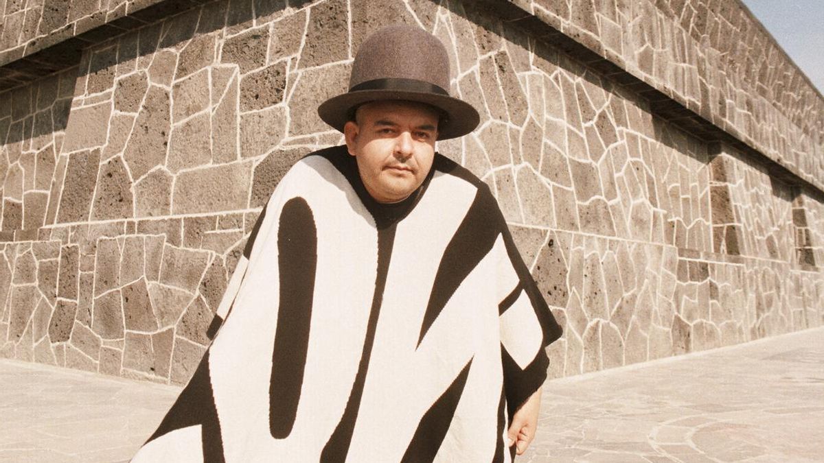 El polifacético Camilo Lara, creador y compositor de Instituto Mexicano del Sonido; actúa el sábado.