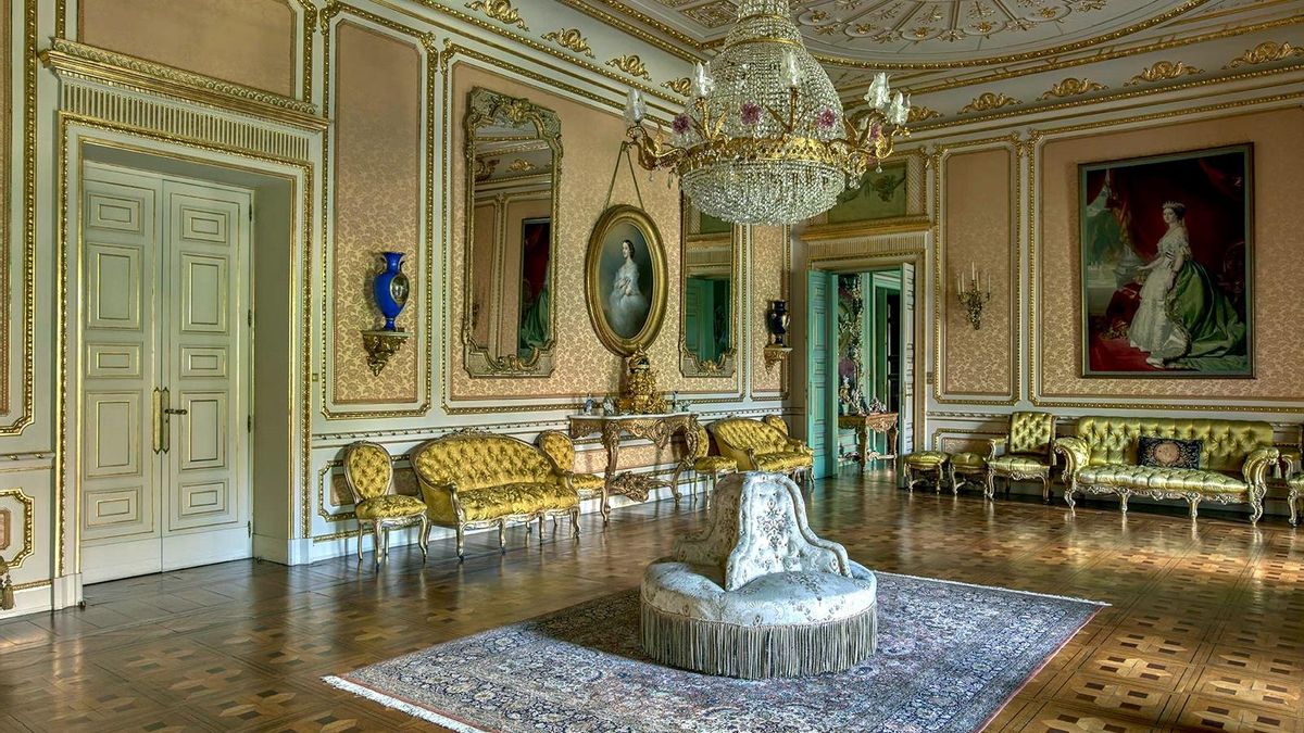 Madrid abre gratis 24 palacios históricos habitualmente cerrados al público: así puedes conseguir entradas para visitarlos