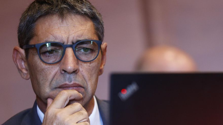 Los socios de Illa exigen la dimisión de Trapero por el espionaje de los Mossos a una asamblea de profesores
