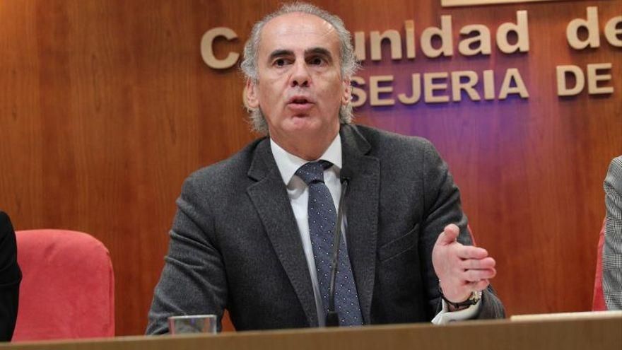 El consejero de Sanidad, Enrique Ruiz Escudero.