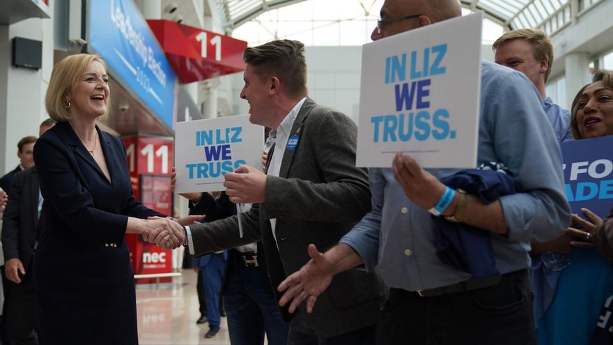 Liz Truss, durante un acto de su campaña en Birmingham.