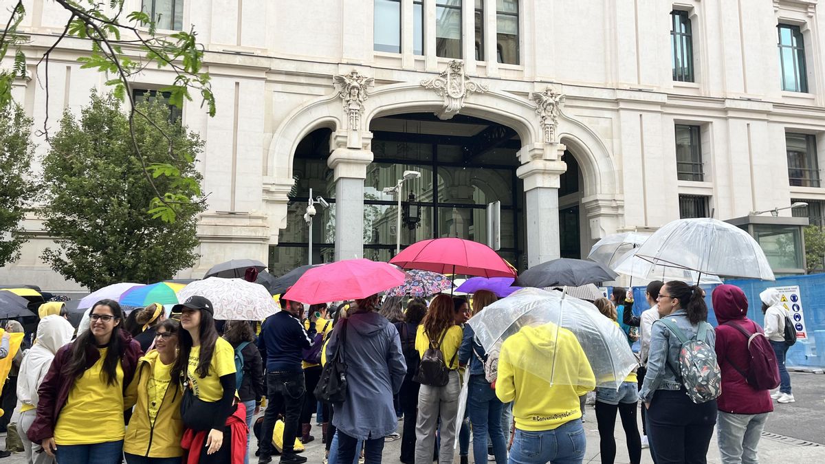Concentración de escuelas infantiles frente al ayuntamiento de Madrid