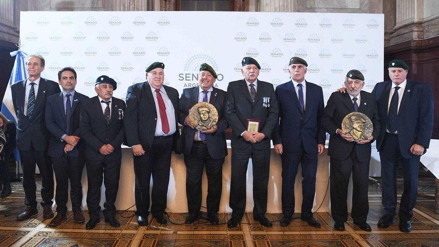 Un represor condenado a perpetua fue homenajeado en el Senado en un acto organizado por Villarruel