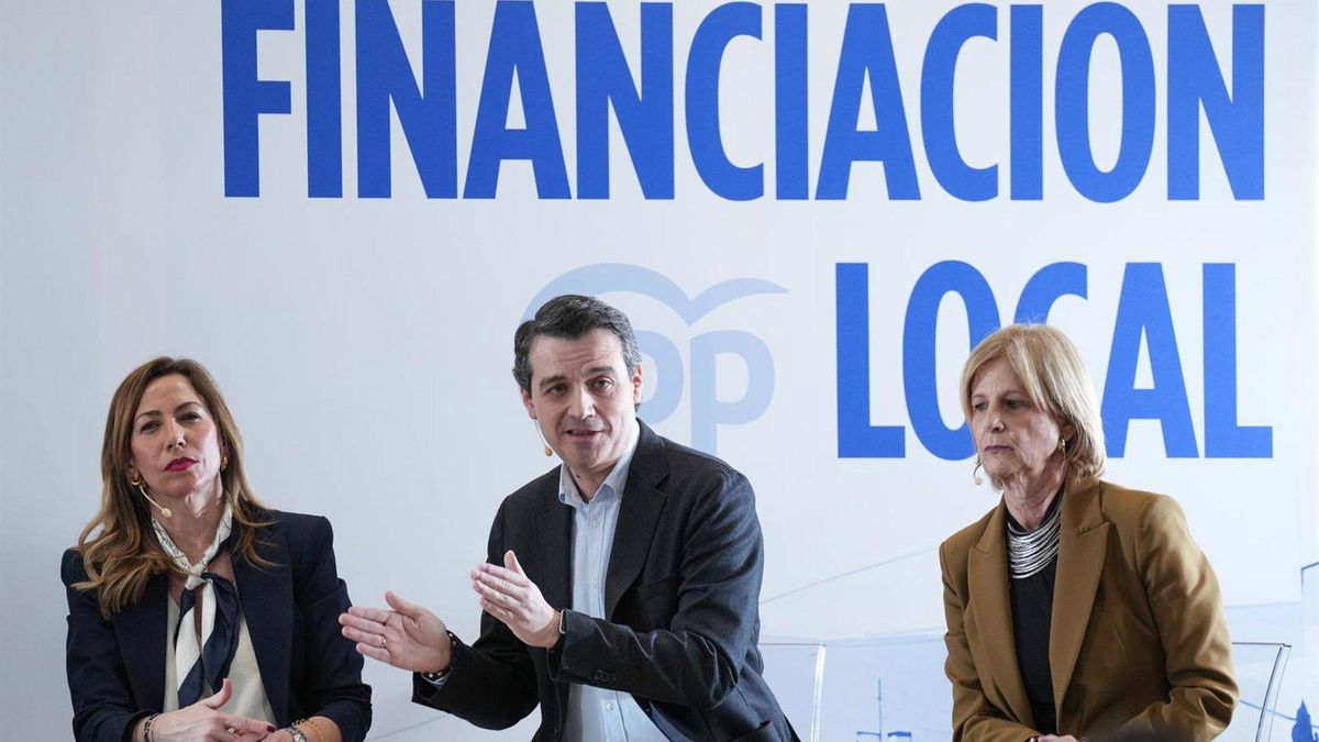 El alcalde José María Bellido, durante un acto del PP