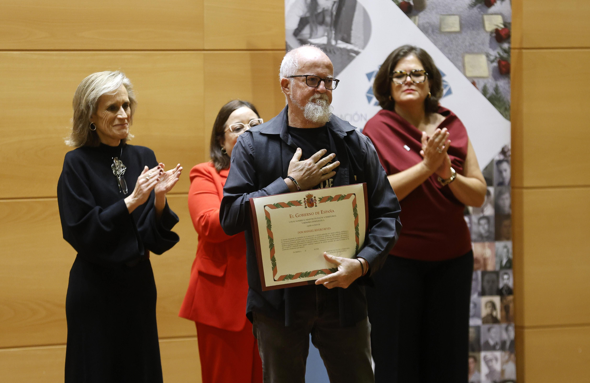 Acto de reconocimiento y reparación a represaliados por el franquismo y deportados a campos nazis