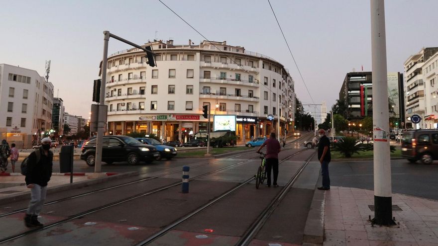 Marruecos vuelve a comercializar test rápidos de covid tras una polémica