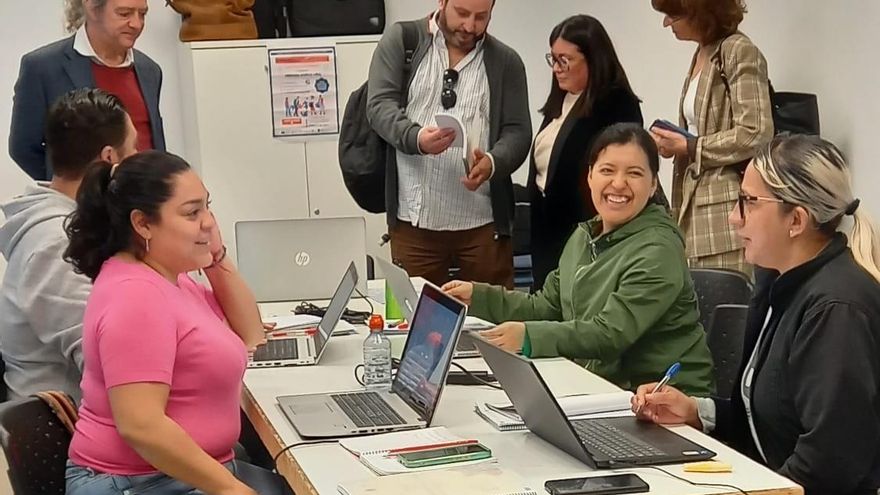 La angustia de las homologaciones extranjeras: "Imagínate llegar con dos carreras y ver que no tienen validez"