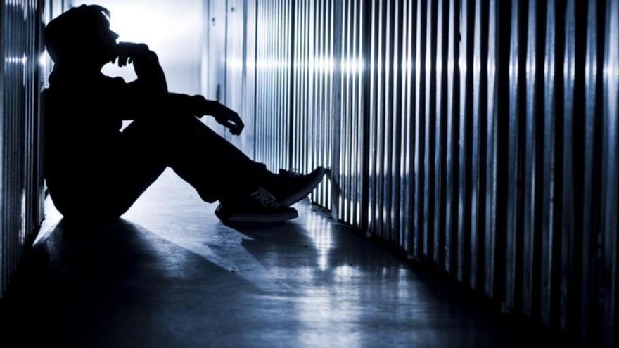 Uno de cada ocho adolescentes gallegos presenta ideas suicidas recurrentes según un estudio con 9.000 participantes