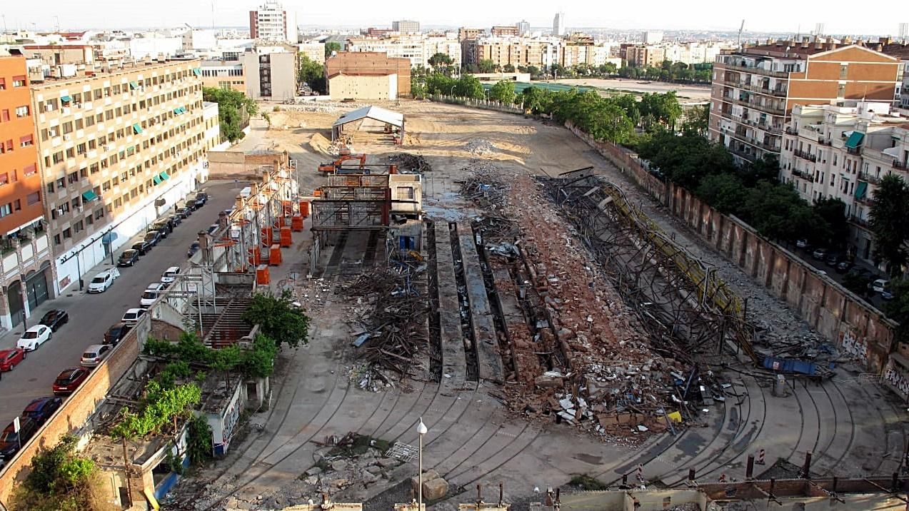 Cocheras Cuatro Caminos - demolición casi completa